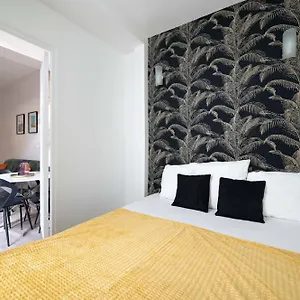 Appartement 2 Bed Modern Fully Furnish Flat,close To Buttes Chaumon Park, Paris